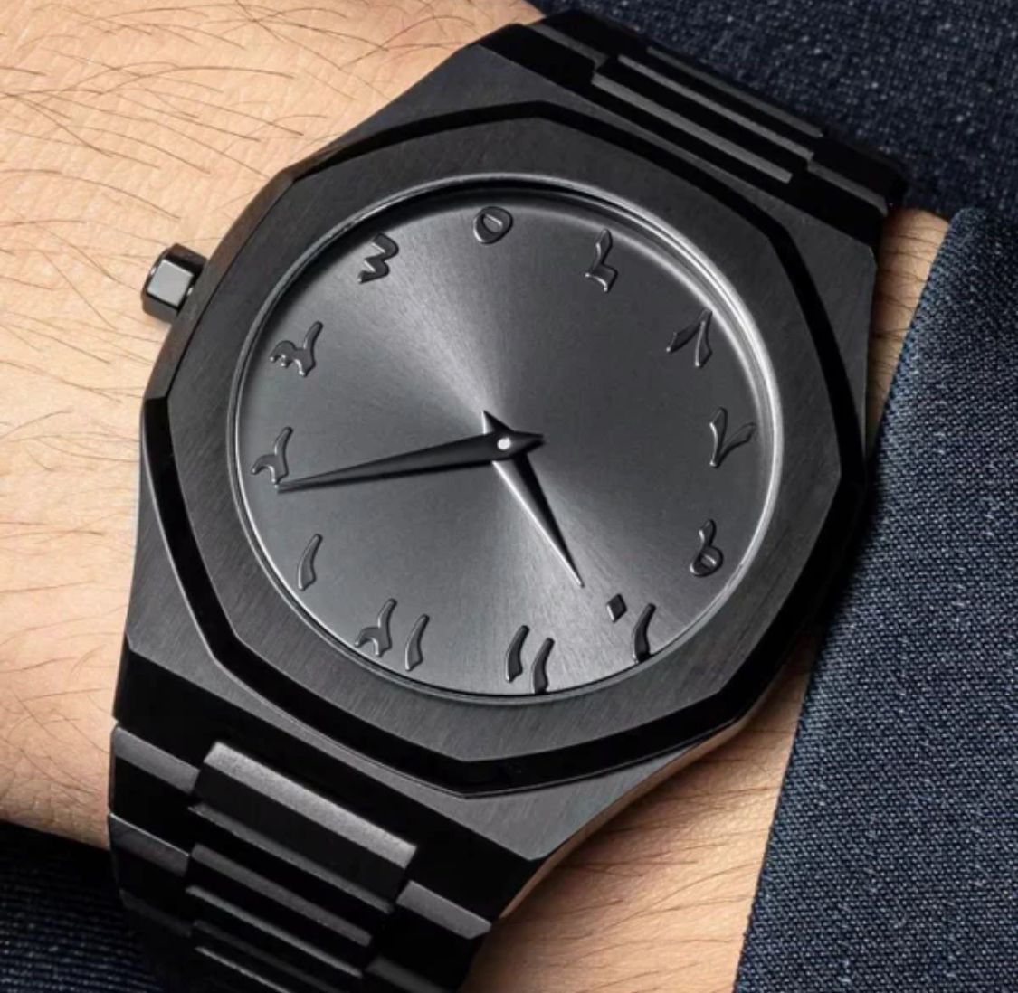 LUXURY WATERPROOF ARABIC DIAL WATCH